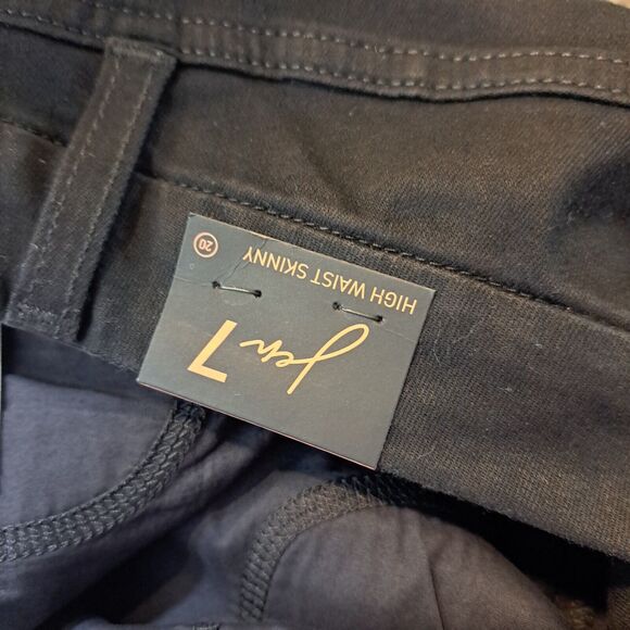 7 For All Mankind Gen 7 Black Bejeweled Jeans Sculpting Women's Plus Size 20 NWT - Picture 16 of 16